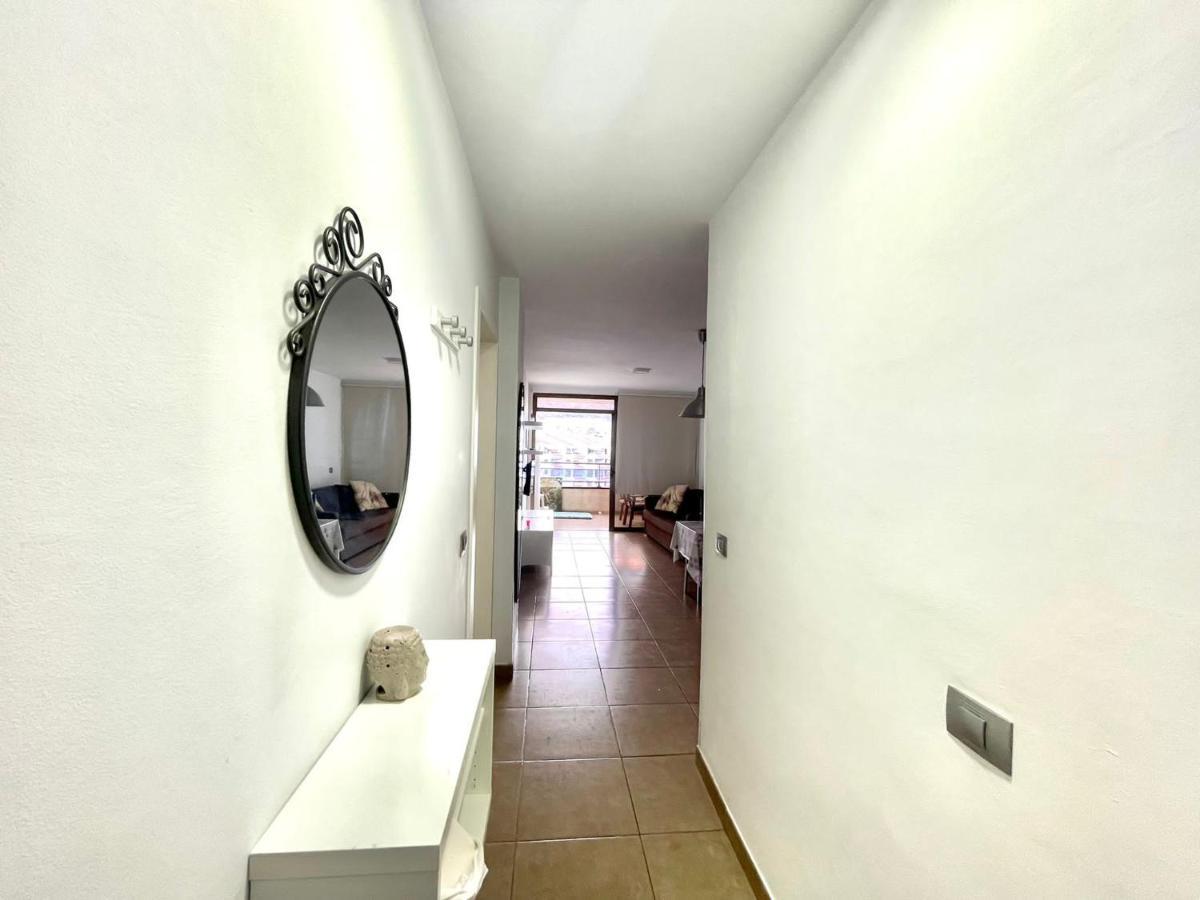 Apartamento Valdes Center - Los Cristianos アロナ エクステリア 写真